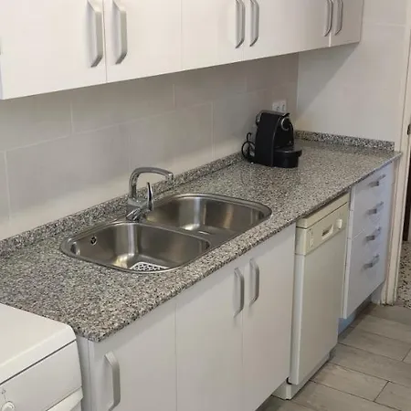 Ca L'helena Apartment *